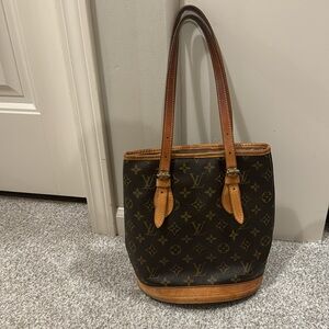 Authentic rare Louis Vuitton Monogram Bucket bag